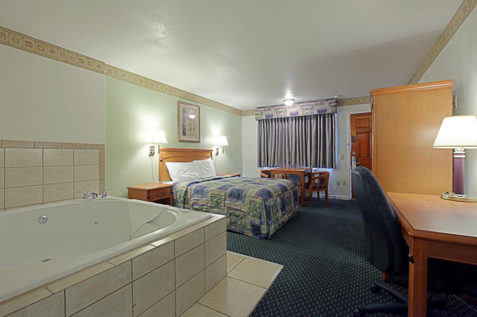 Journey Inn ウッドランド エクステリア 写真
